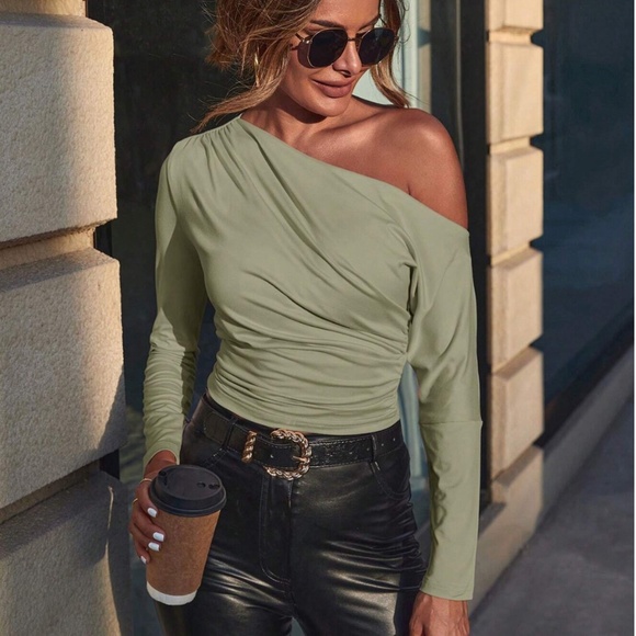 Green Ruched Asymmetric One Shoulder Long Sleeve Shirt Slim Fit Stretchy - Picture 1 of 8